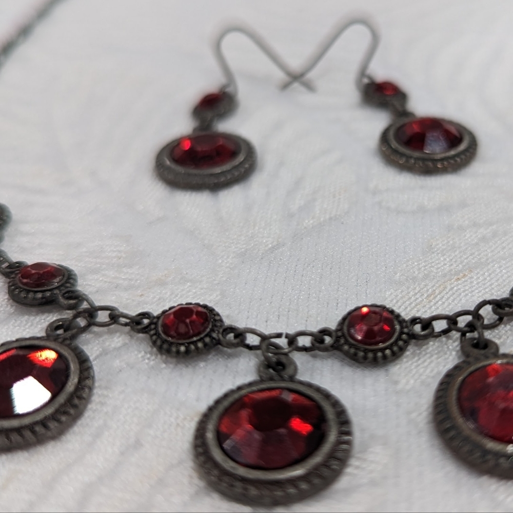 Vintage Ruby Red and pewter necklace and earrings